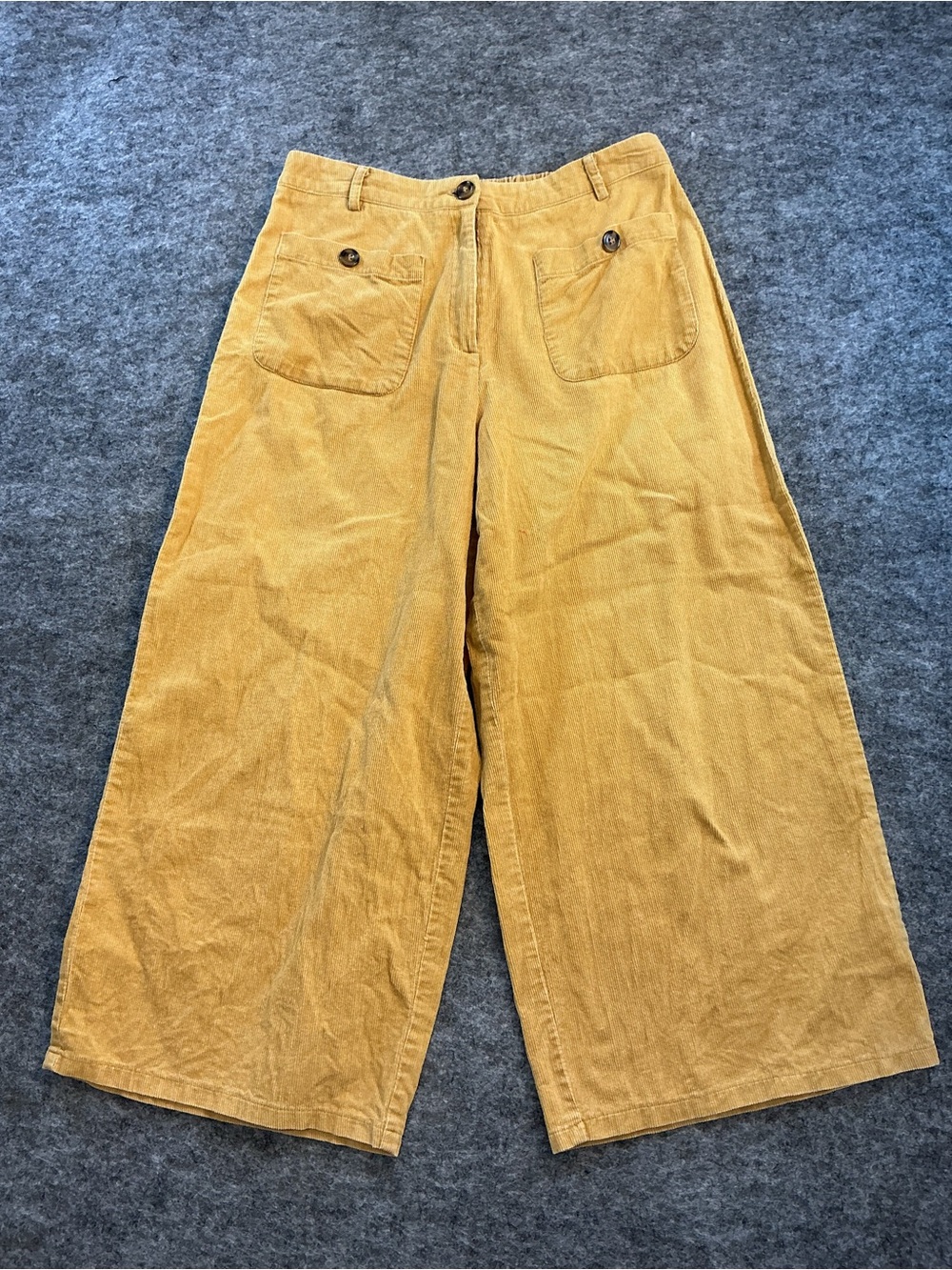 Emberley High Rise Retro Wide-Leg Corduroy Pants in Mustard Size S